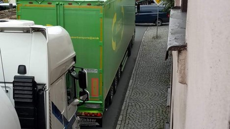03_Kreuzung_B2__Reuther_Strasse.jpg